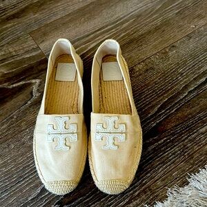 Tory Burch cream and white espadrilles size 7 1/2